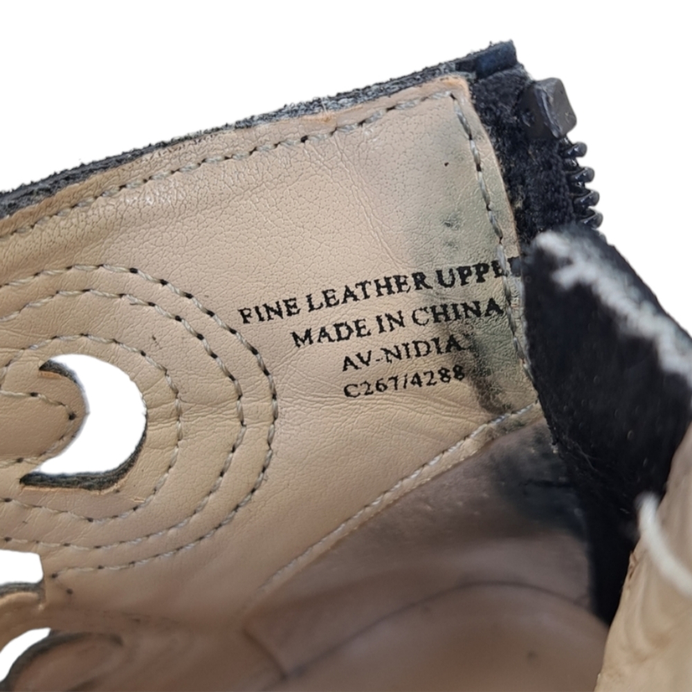 Adrienne Vittadini Nidia Women's Black Suede Leather Laser Cut Ankle Boots 7 - Picture 8 of 16